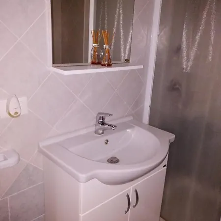 Nyaraló A 100 M Dal Mare *